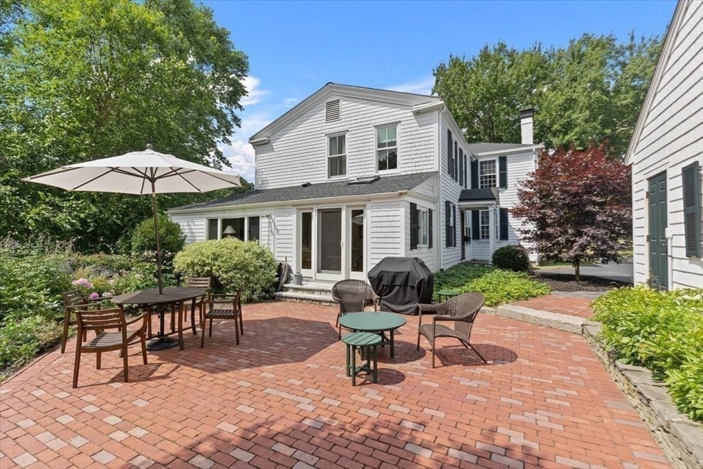 44 Spring Street Hingham, MA 02043 - Photo 25 of 31