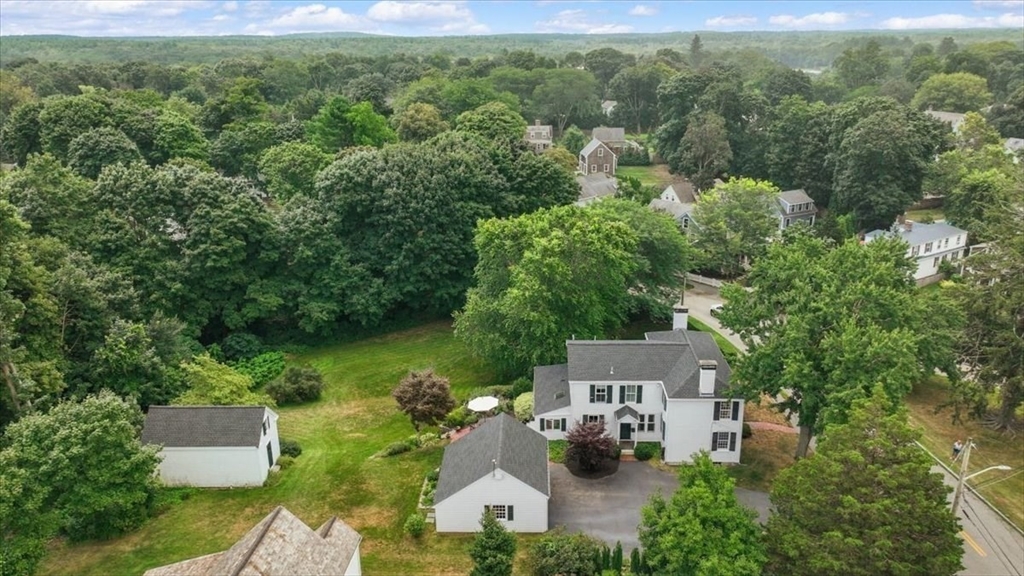 44 Spring Street Hingham, MA 02043 - Photo 5 of 31