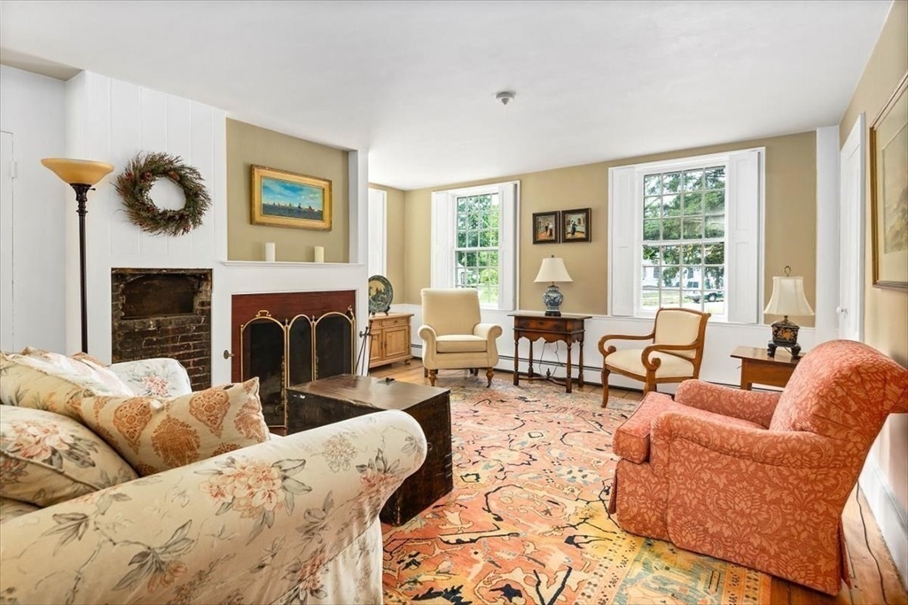 44 Spring Street Hingham, MA 02043 - Photo 8 of 31