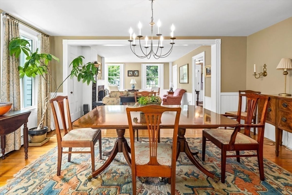 44 Spring Street Hingham, MA 02043 - Photo 10 of 31