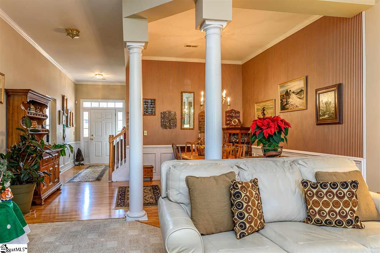 212 Lansfair Way Greenville, SC 29607 - Photo 13 of 32 Gallery Image 13