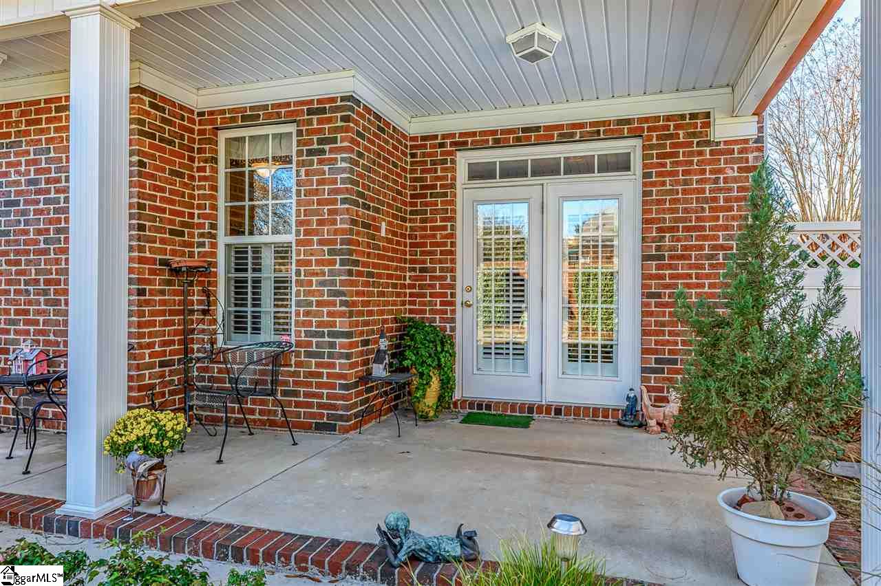 212 Lansfair Way Greenville, SC 29607 - Photo 4 of 32 Gallery Image 4