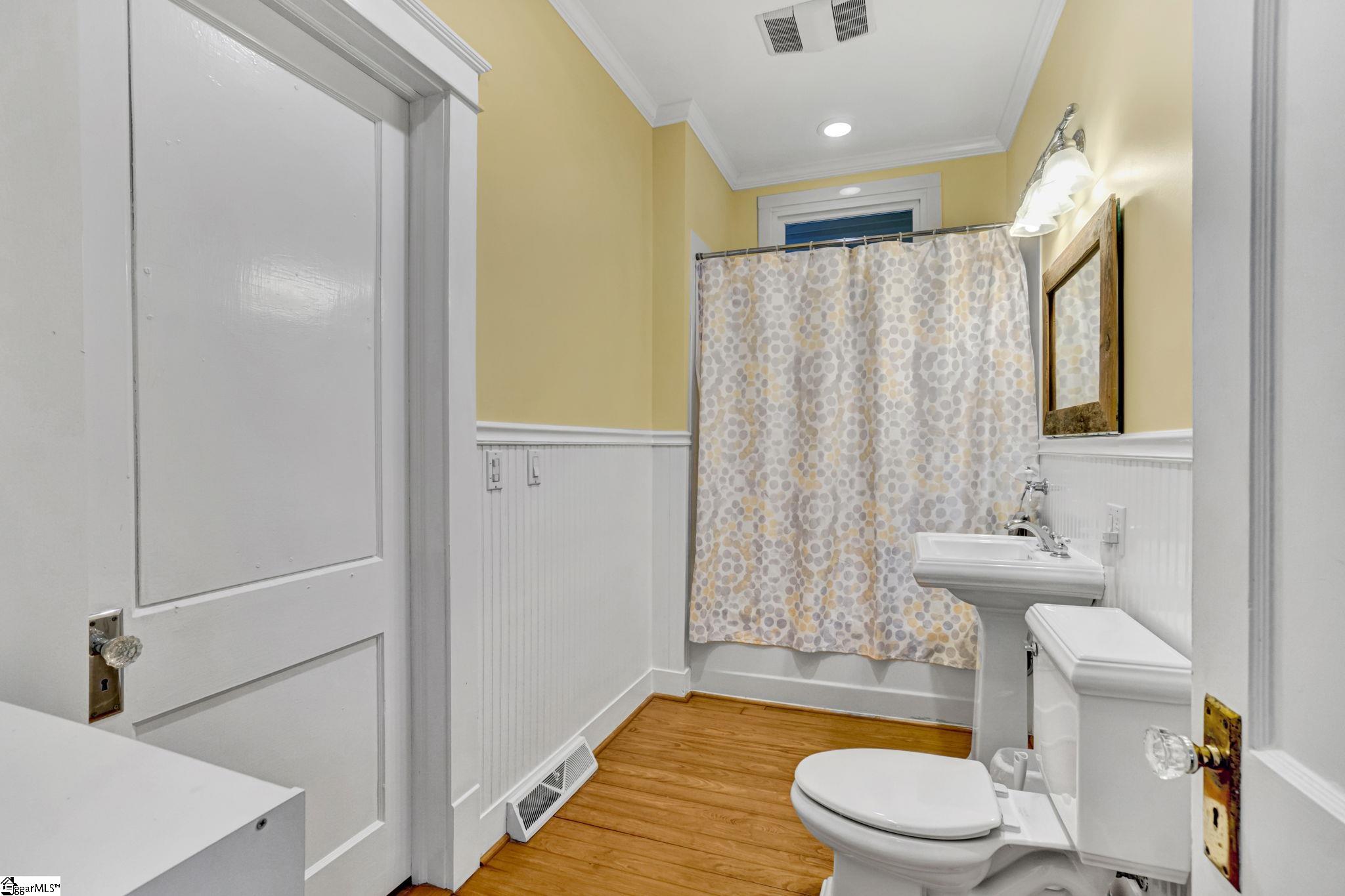 203 South Adair Street Clinton, SC 29325 - Photo 29 of 50