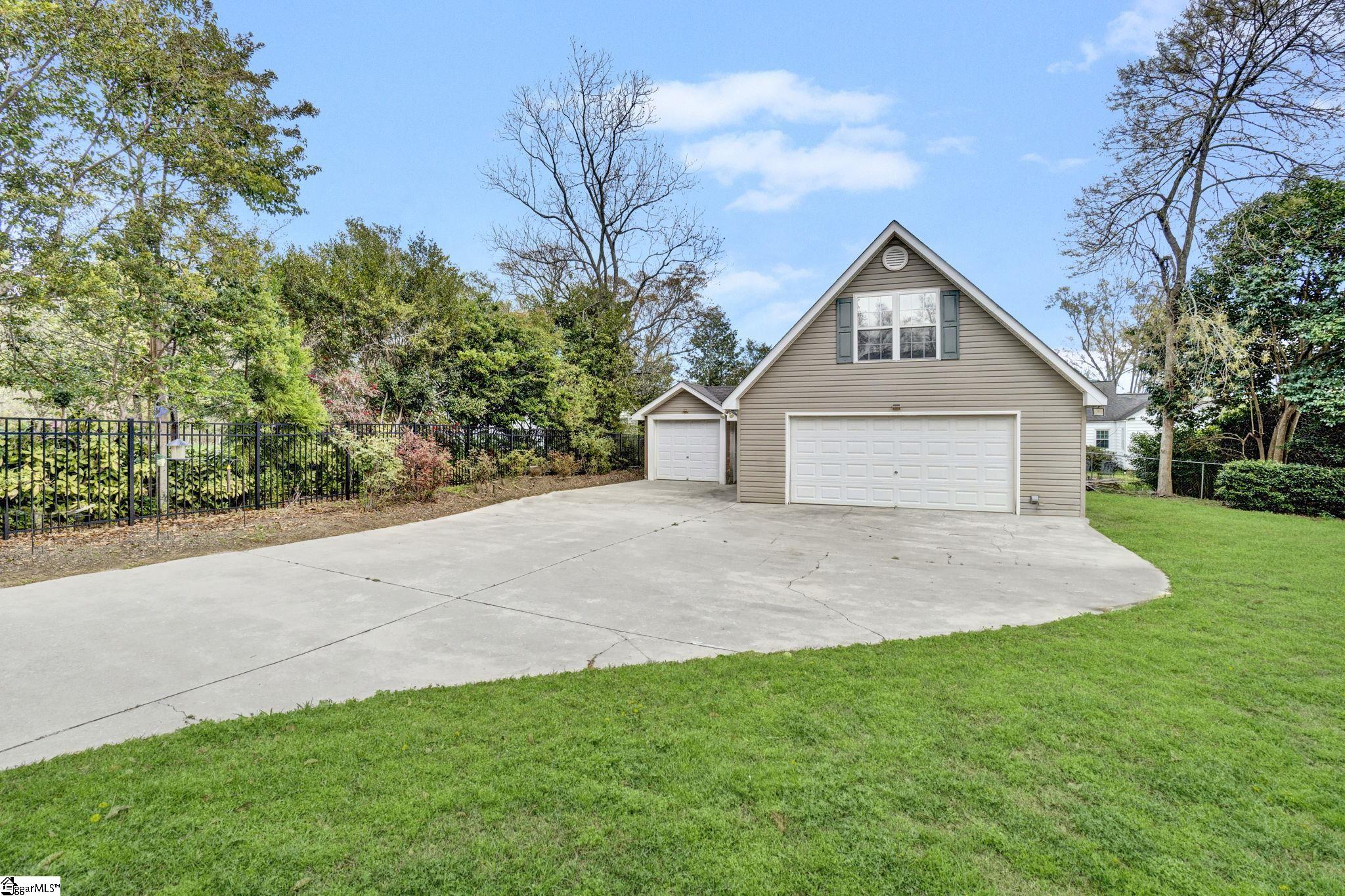 203 South Adair Street Clinton, SC 29325 - Photo 34 of 50