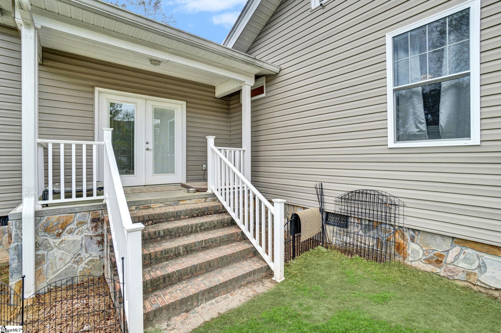 203 South Adair Street Clinton, SC 29325 - Photo 41 of 50