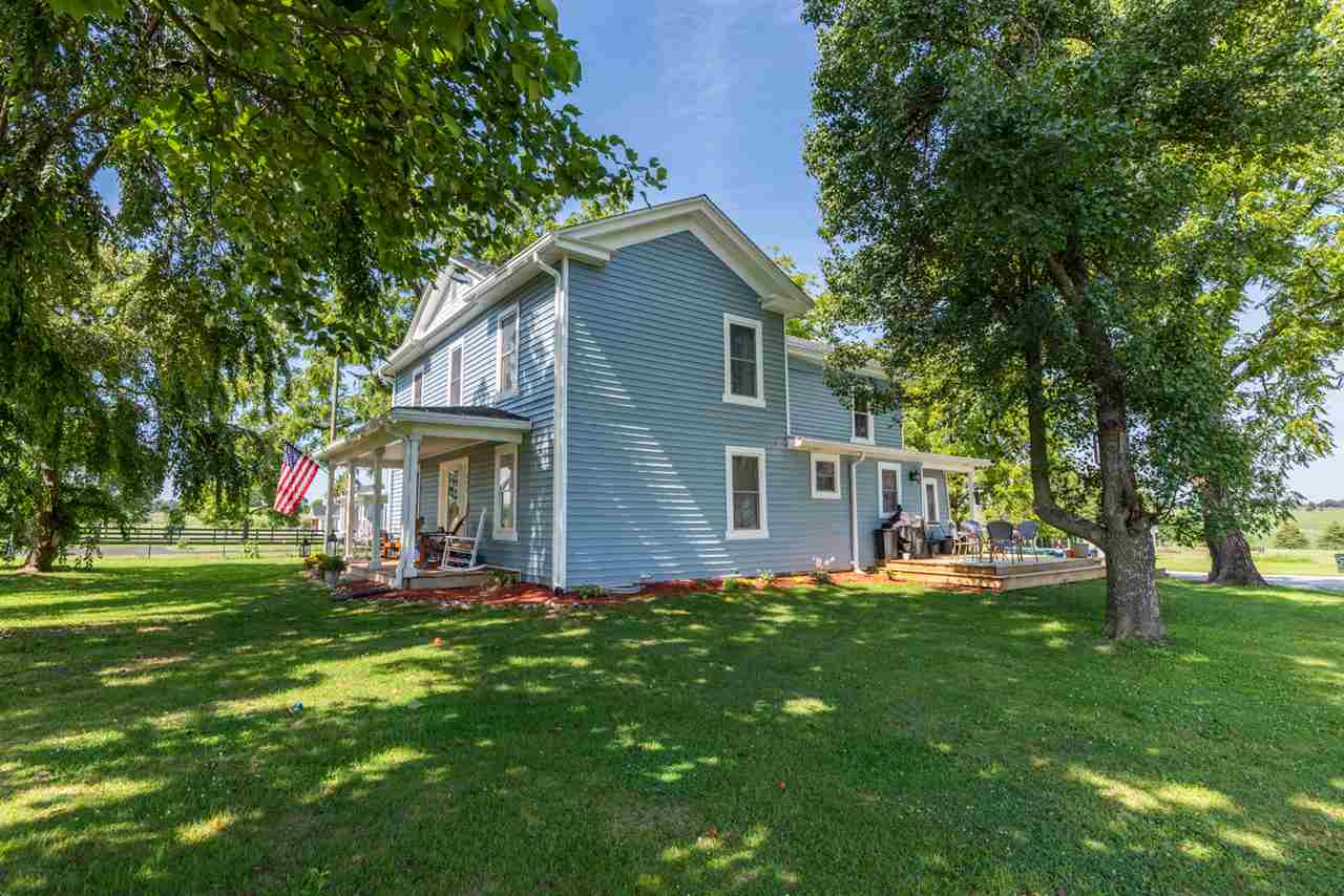 352 Battlefield Road Waynesboro, VA 22980 - Photo 6 of 46 a front view of house with a garden and trees