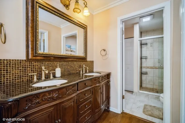 $2,500 | 1413 Sutton Court, Unit 110, Vernon Hills, IL 60061