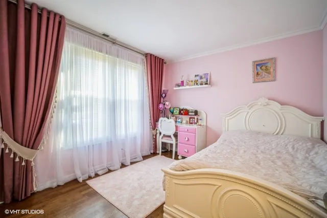 $2,500 | 1413 Sutton Court, Unit 110, Vernon Hills, IL 60061