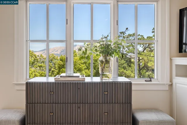 $3,950,000 | 555 Highland Drive, Danville, CA 94526