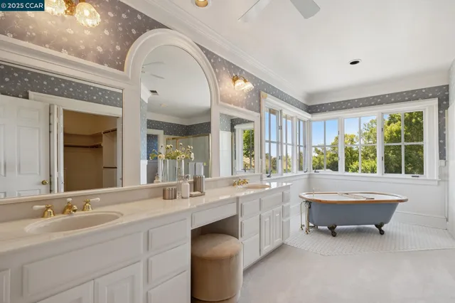 $3,950,000 | 555 Highland Drive, Danville, CA 94526