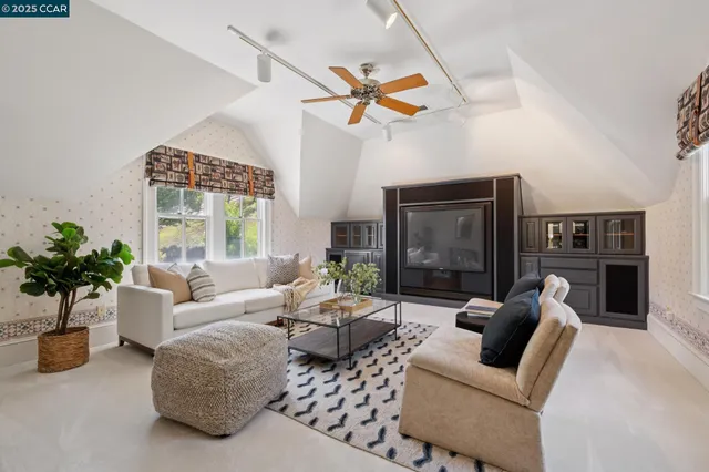 $3,950,000 | 555 Highland Drive, Danville, CA 94526