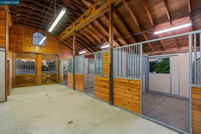 $3,950,000 | 555 Highland Drive, Danville, CA 94526