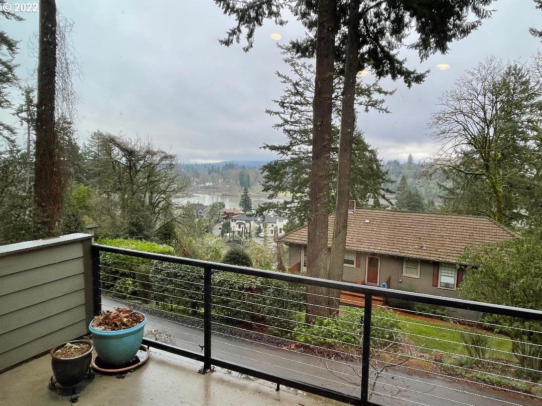 12975 Southwest Elk Rock Road Lake Oswego, OR 97034 - Photo 32 of 32 Gallery Image 32
