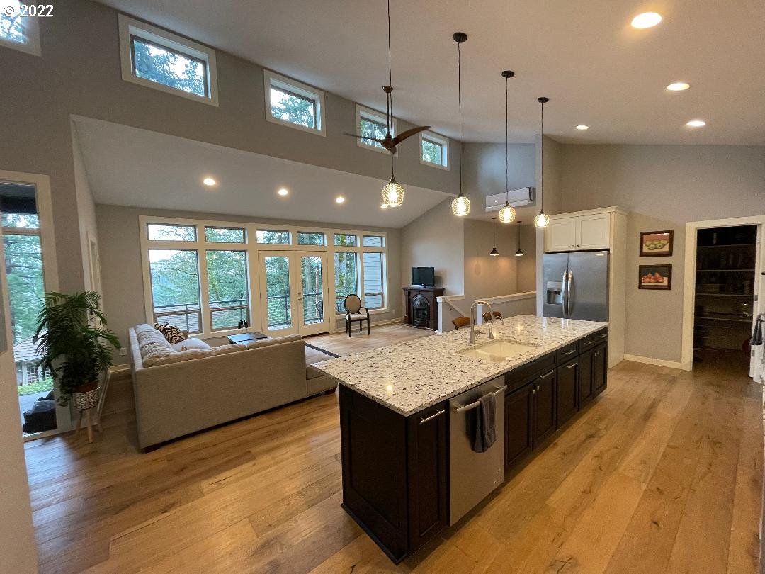 12975 Southwest Elk Rock Road Lake Oswego, OR 97034 - Photo 6 of 32 Gallery Image 6