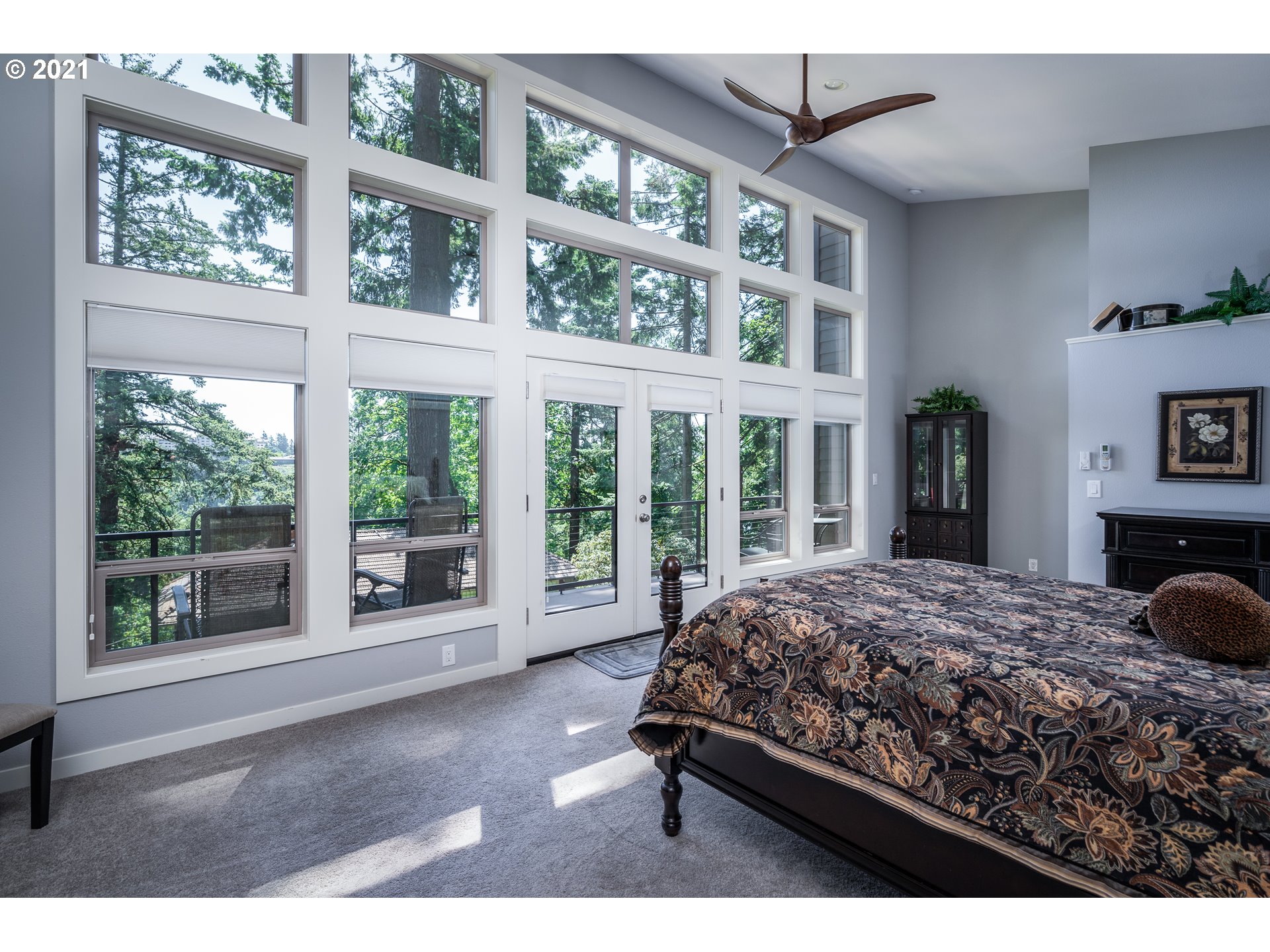 12975 Southwest Elk Rock Road Lake Oswego, OR 97034 - Photo 10 of 32 Gallery Image 10