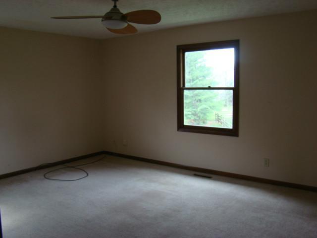 1149 Riva Ridge Boulevard Columbus, OH 43230 - Photo 8 of 16 Gallery Image 8