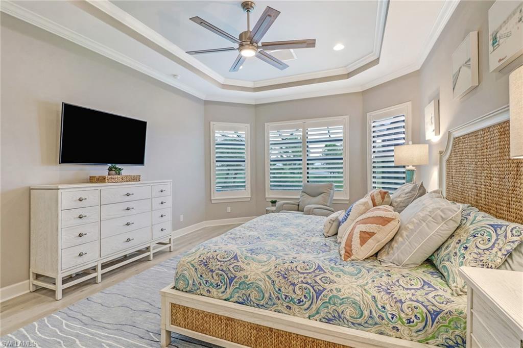 9412 Montelanico Loop Naples, FL 34119 - Photo 16 of 35