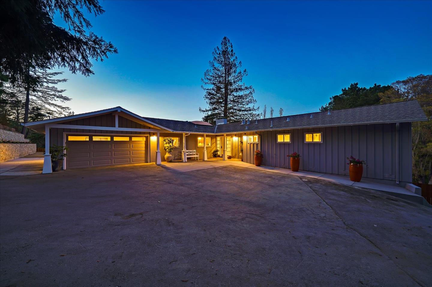 1122 Southdown Road Hillsborough, CA 94010 - Photo 40 of 42 a view of empty room with a yard
