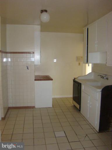 12307 Charles Road Silver Spring, MD 20906 - Photo 11 of 14 Kitchen