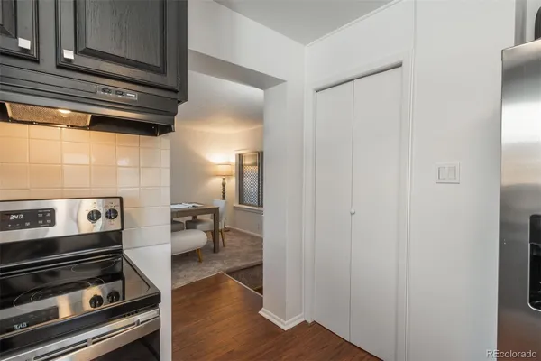 $525,000 | 7220 Avrum Drive, Denver, CO 80221