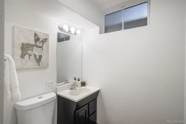 $525,000 | 7220 Avrum Drive, Denver, CO 80221