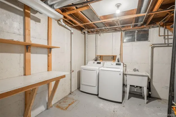 $525,000 | 7220 Avrum Drive, Denver, CO 80221