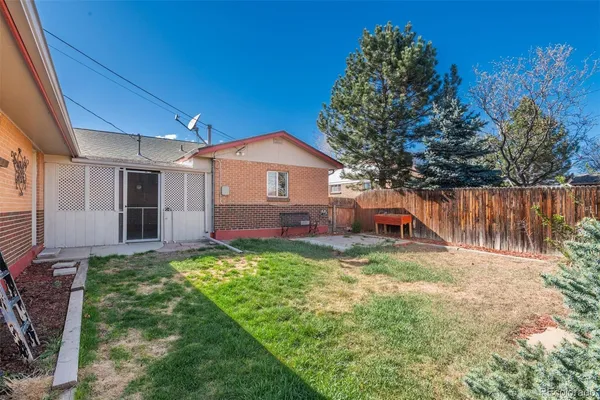 $525,000 | 7220 Avrum Drive, Denver, CO 80221