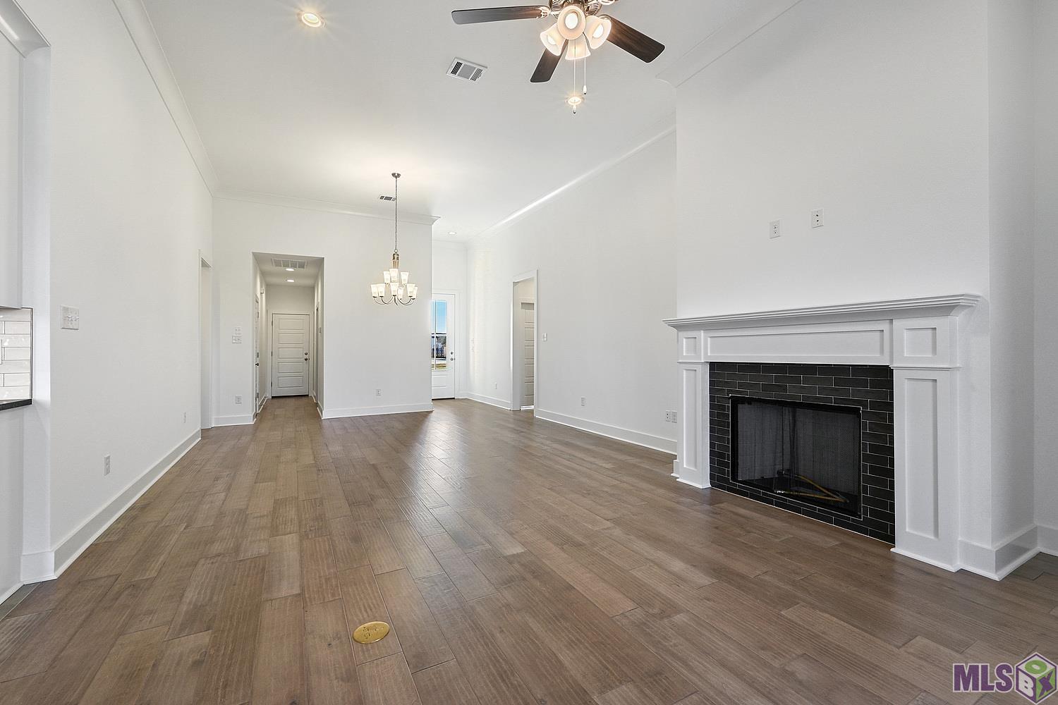 14304 Caroline Way Baton Rouge, LA 70810 - Photo 3 of 13