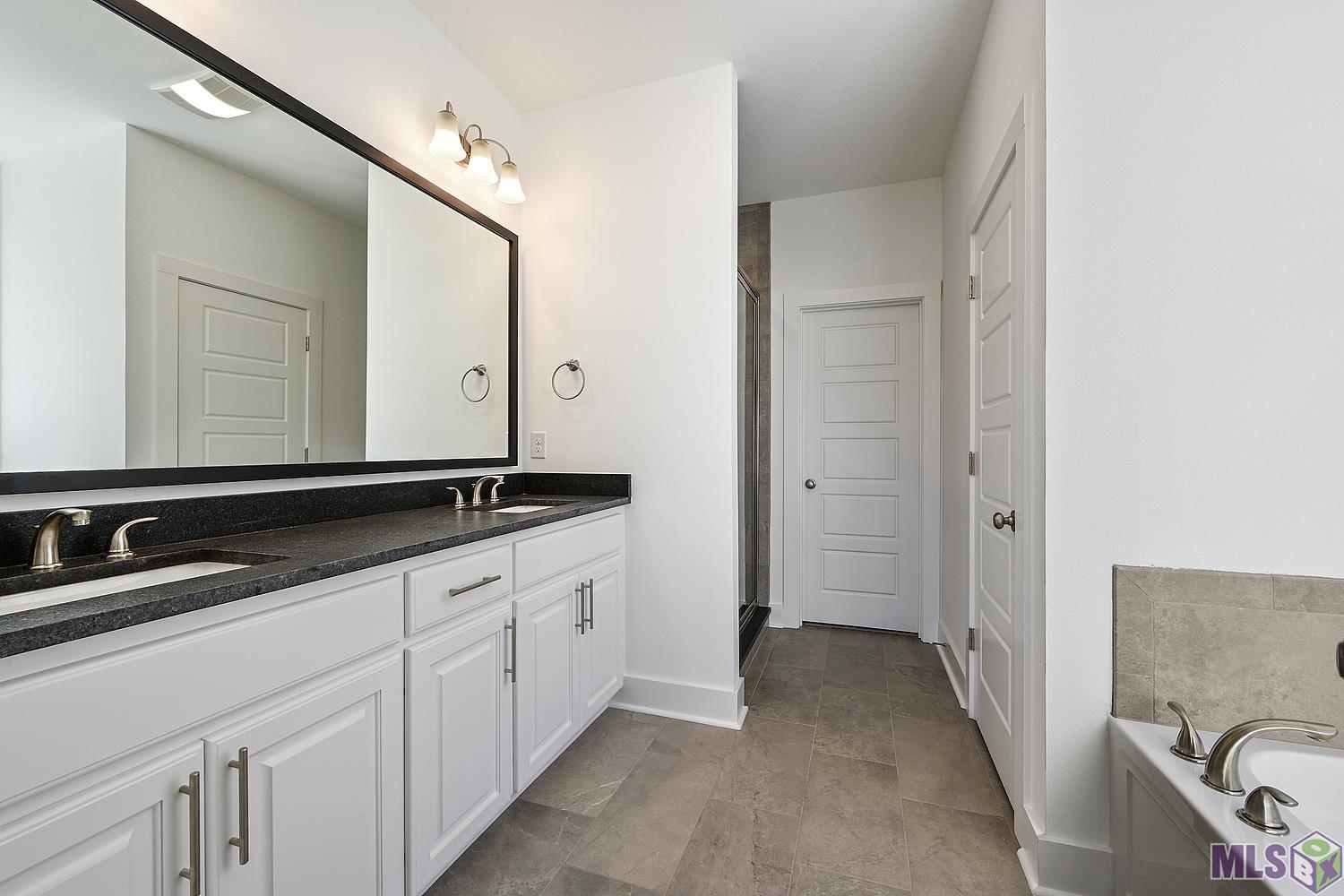 14304 Caroline Way Baton Rouge, LA 70810 - Photo 9 of 13