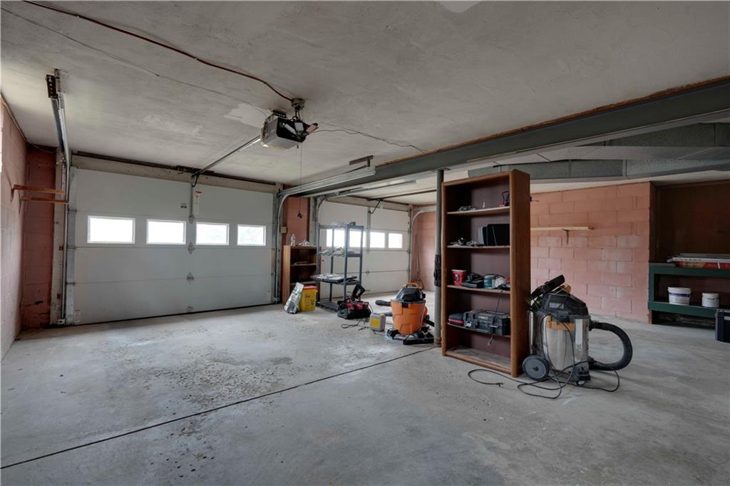 712 Ridge Avenue Pittsburgh, PA 15202 - Photo 30 of 32 a view of a room with gym equipment