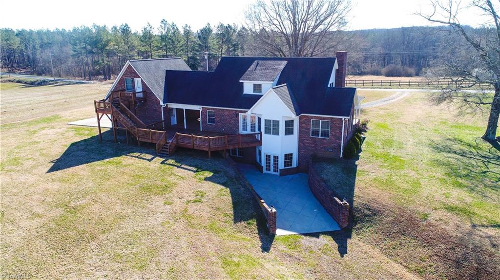 1865 Handy Road Denton, NC 27239 - Photo 4 of 29 Gallery Image 4