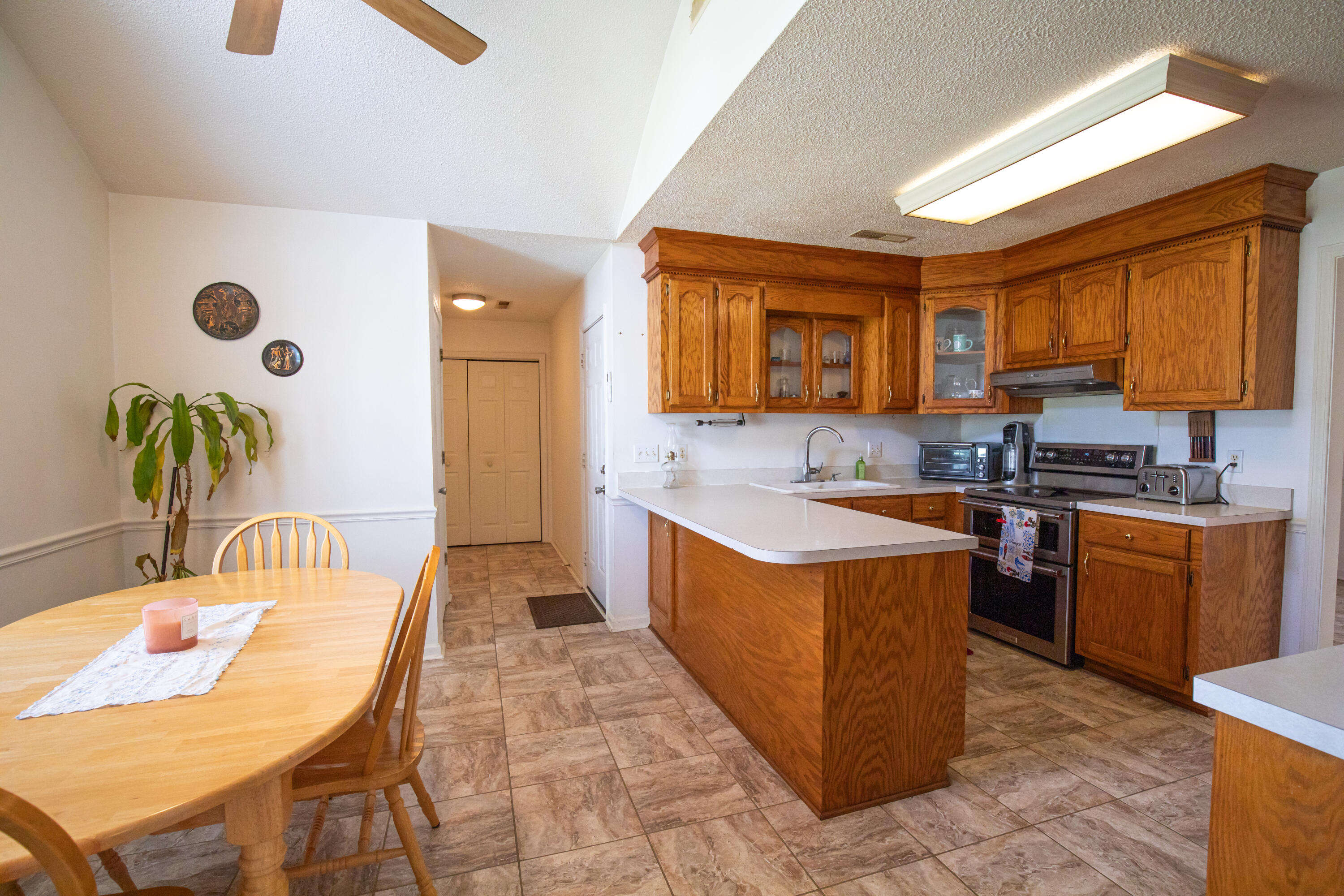 2525 Nicholson Drive Sumter, SC 29153 - Photo 8 of 29