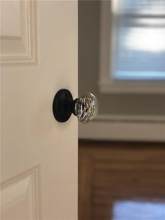 73 Overhill Road Providence, RI 02906 - Photo 3 of 14