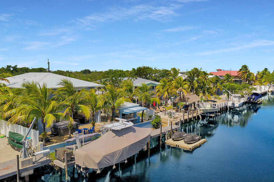 105 2nd Lane Key Largo, FL 33037 - Photo 11 of 49 virtual-tour-362677-49