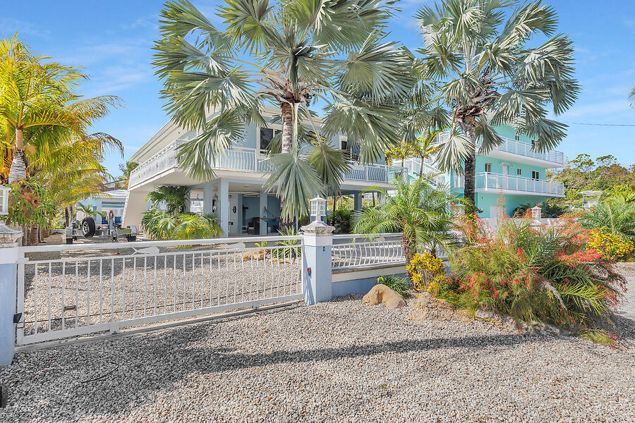 105 2nd Lane Key Largo, FL 33037 - Photo 15 of 49 virtual-tour-362677-45