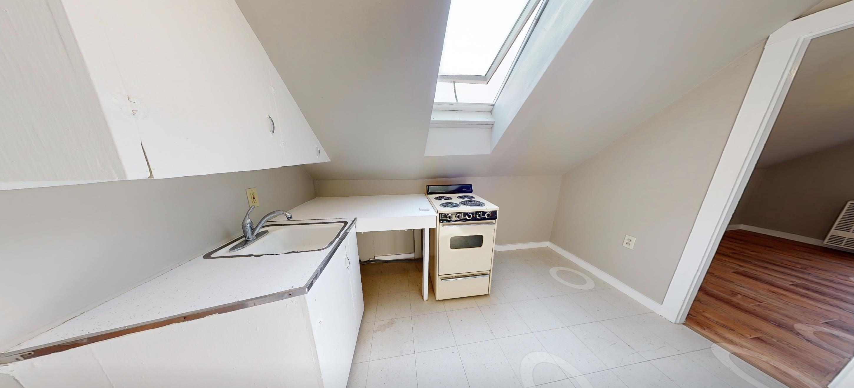 103 High Street, Unit 6 Keene, NH 03431 - Photo 3 of 6