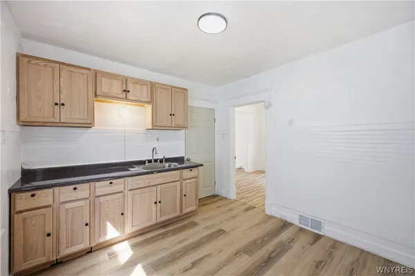 $179,900 | 207 Hagen Street, Buffalo, NY 14215