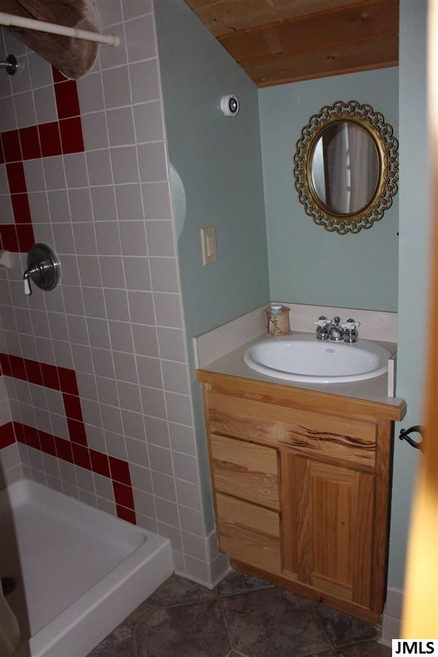 5464 Sandbeach Road Grass Lake, MI 49240 - Photo 20 of 24 Photo 23