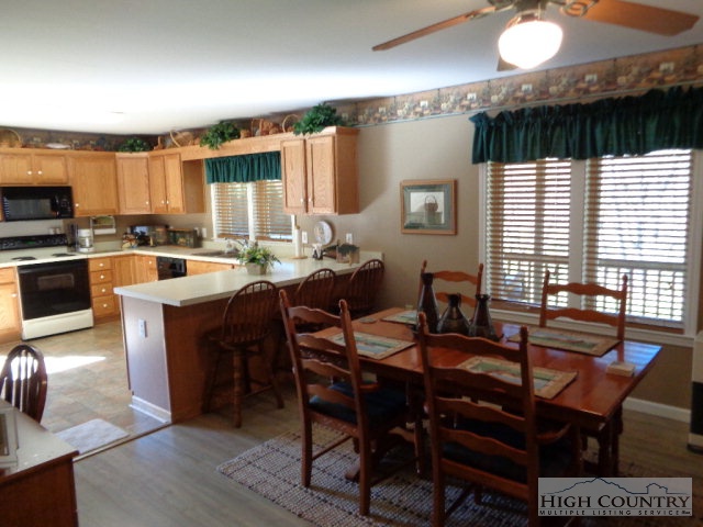 161 Edna Perry Road Crumpler, NC 28617 - Photo 6 of 40 Gallery Image 6