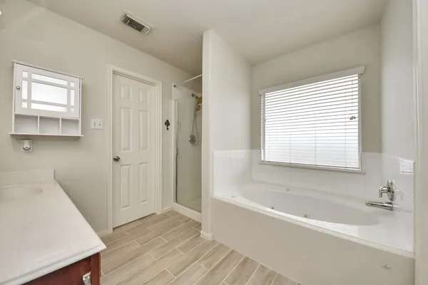 $2,200 | 21710 Oriole Trail, Humble, TX 77338