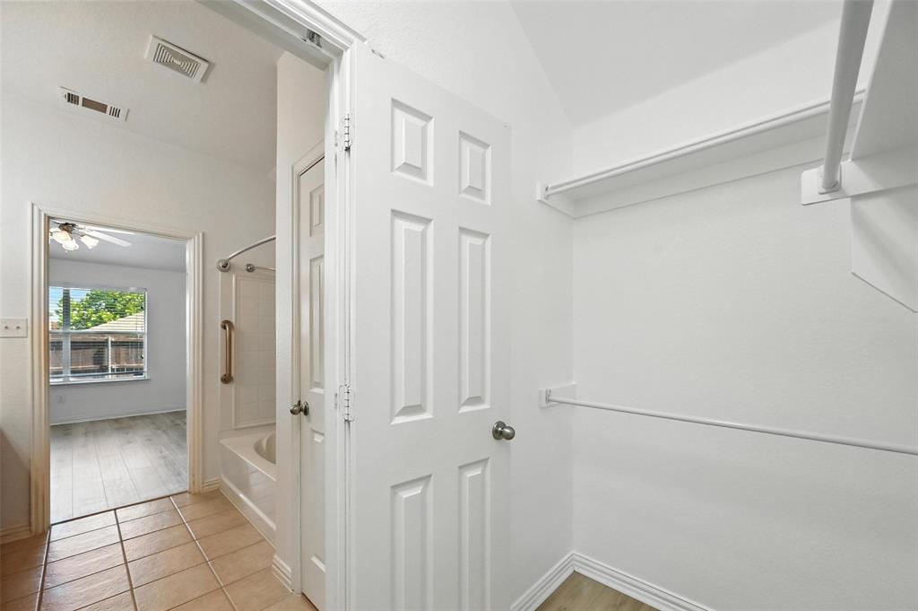 4312 Ridgewood Road Melissa, TX 75454 - Photo 30 of 40 a view of a hallway with a hallway