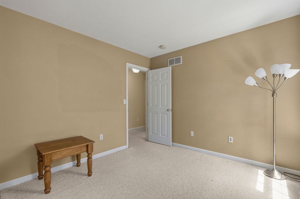 196 Raymond Road Plymouth, MA 02360 - Photo 18 of 42