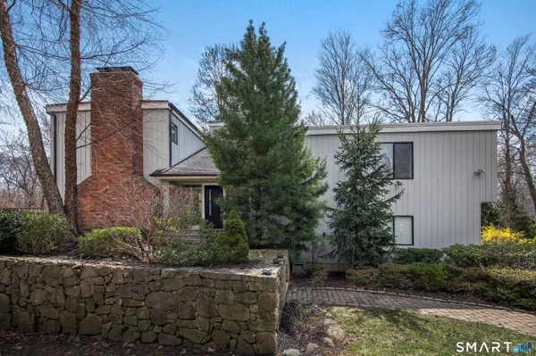 $995,000 | 216 Silver Spring Road, Wilton, CT 06897