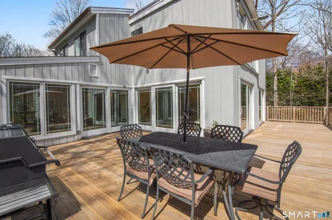 $995,000 | 216 Silver Spring Road, Wilton, CT 06897