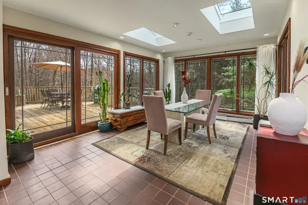 $995,000 | 216 Silver Spring Road, Wilton, CT 06897