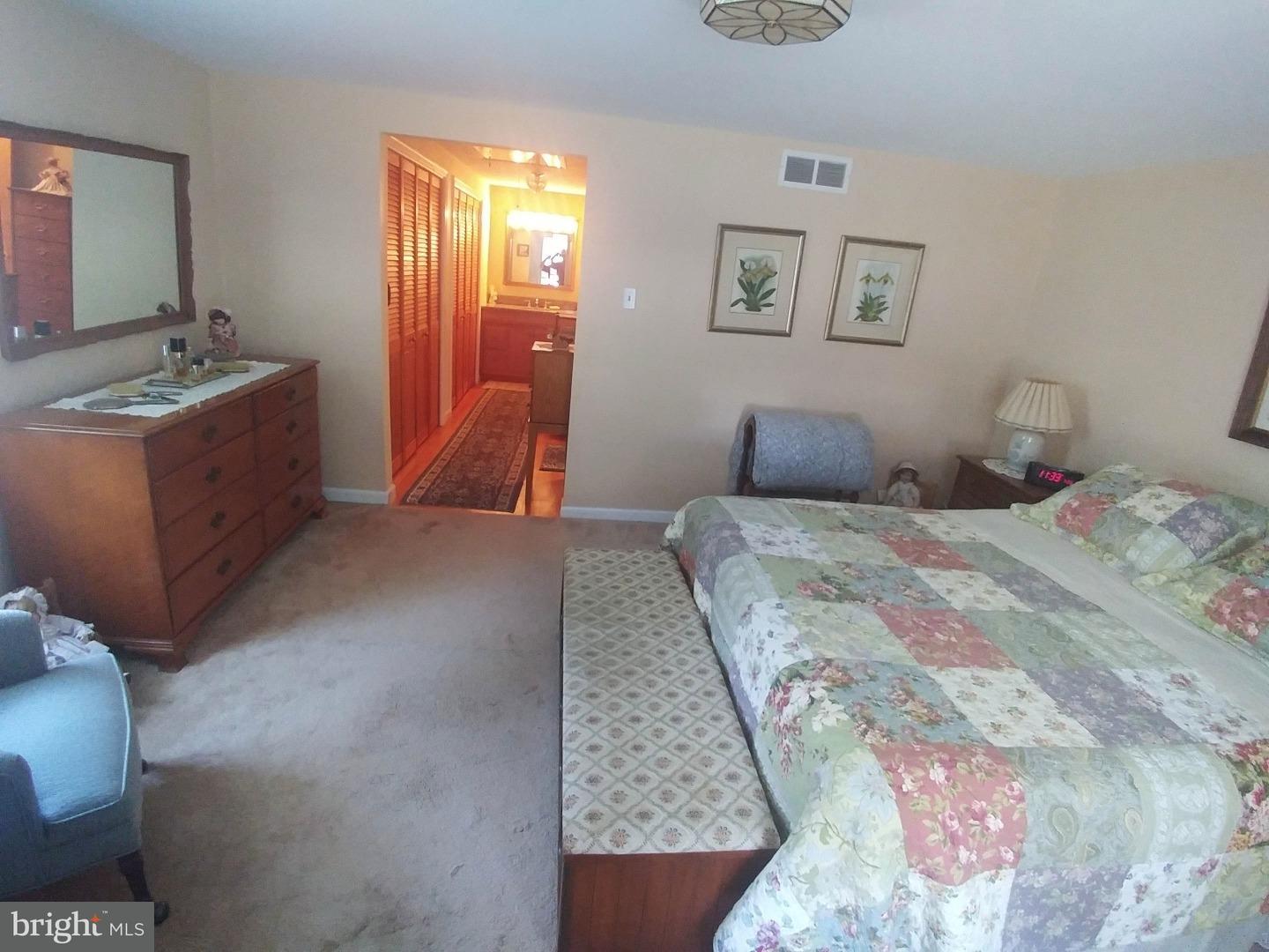 21 Elfreth Road Huntingdon Valley, PA 19006 - Photo 7 of 13 Master Bedroom