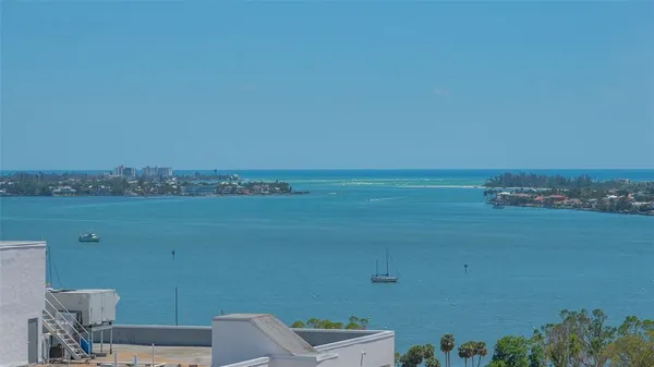 $4,500 | 33 South Palm Avenue, Unit 1303, Sarasota, FL 34236