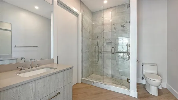 $4,500 | 33 South Palm Avenue, Unit 1303, Sarasota, FL 34236