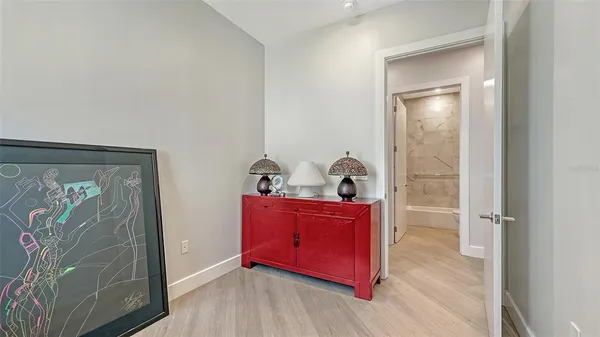 $4,500 | 33 South Palm Avenue, Unit 1303, Sarasota, FL 34236