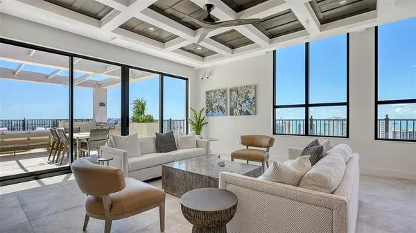 $4,500 | 33 South Palm Avenue, Unit 1303, Sarasota, FL 34236